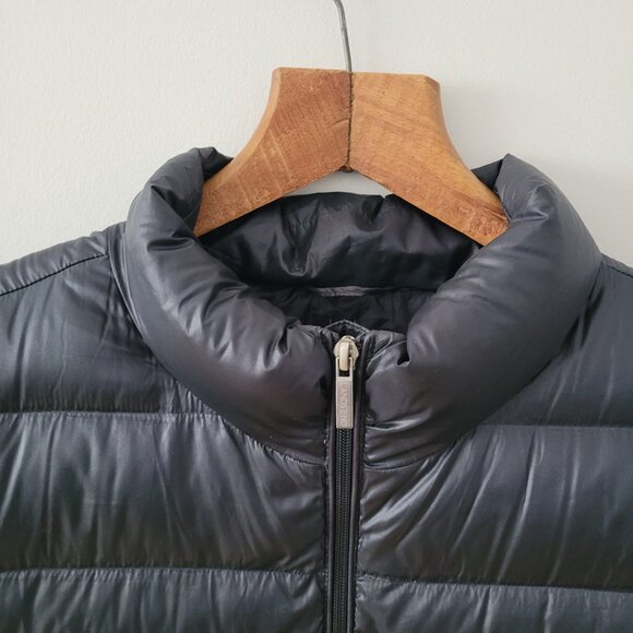 Land's End Women's Navy Blue Down Filled Puffer Vest - Picture 2 of 9